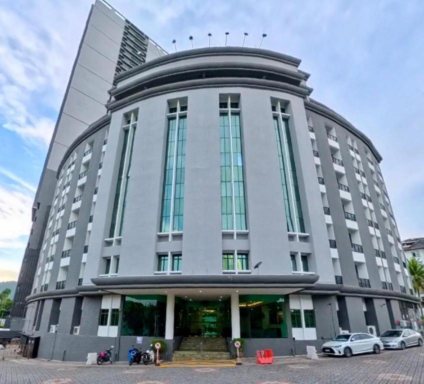 Stallions Suites Penang Jelutong Екстериор снимка
