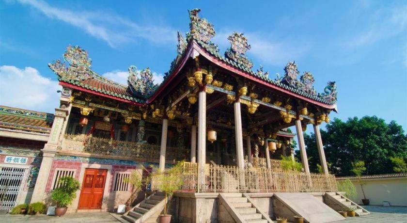 Stallions Suites Penang Jelutong Екстериор снимка