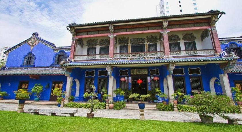Stallions Suites Penang Jelutong Екстериор снимка